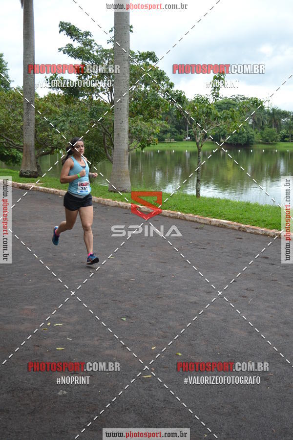 Buy your photos of the eventCorrida de Natal do Clube de Regatas on Fotop