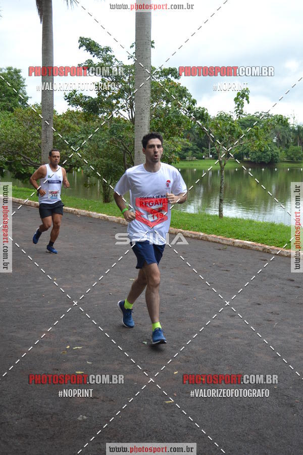 Buy your photos of the eventCorrida de Natal do Clube de Regatas on Fotop