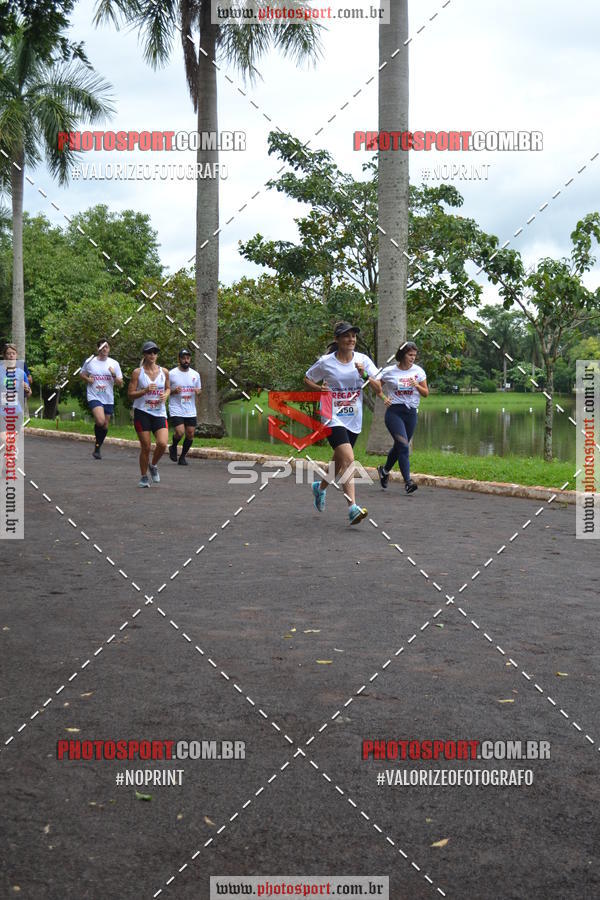 Buy your photos of the eventCorrida de Natal do Clube de Regatas on Fotop