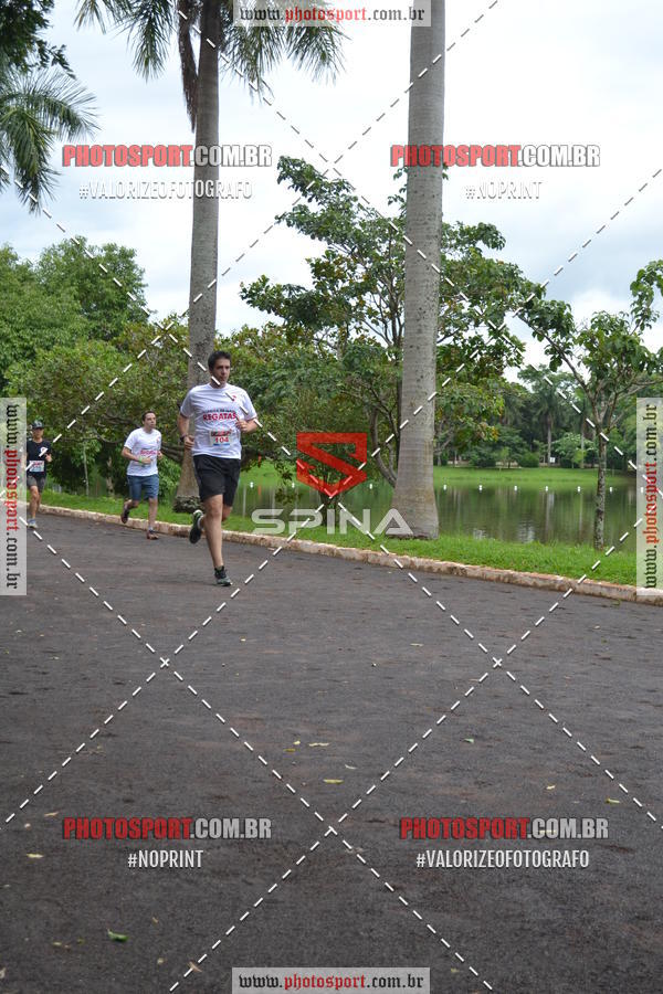 Buy your photos of the eventCorrida de Natal do Clube de Regatas on Fotop