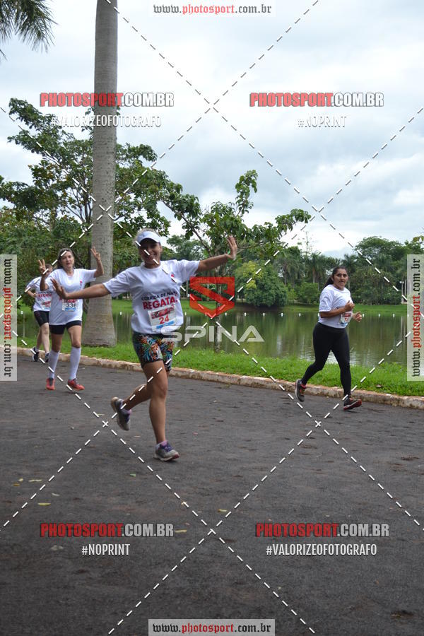 Buy your photos of the eventCorrida de Natal do Clube de Regatas on Fotop