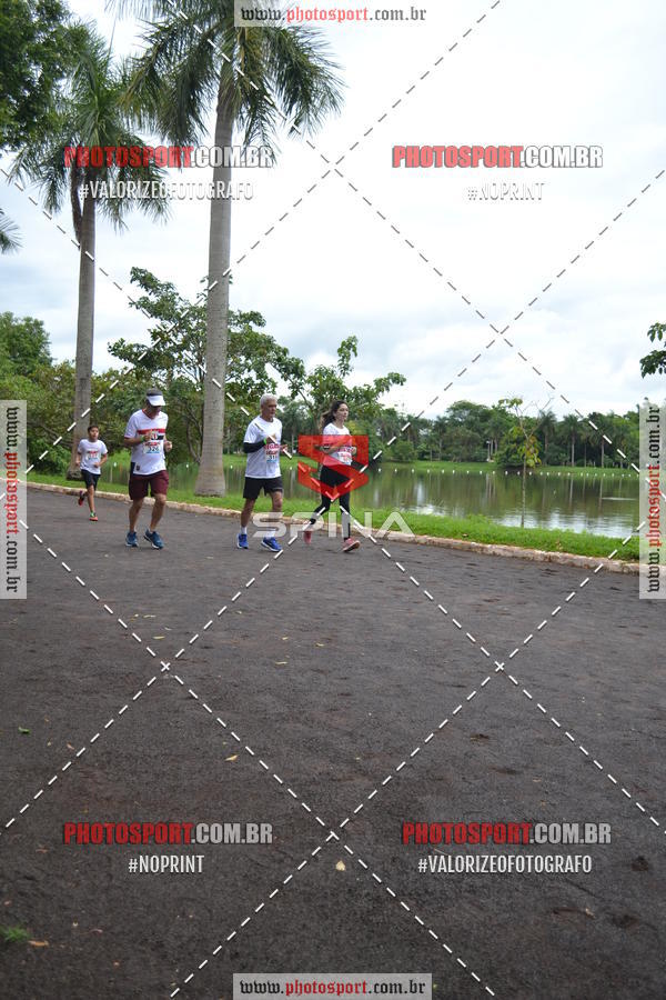 Buy your photos of the eventCorrida de Natal do Clube de Regatas on Fotop