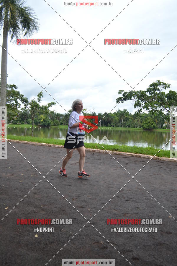 Buy your photos of the eventCorrida de Natal do Clube de Regatas on Fotop