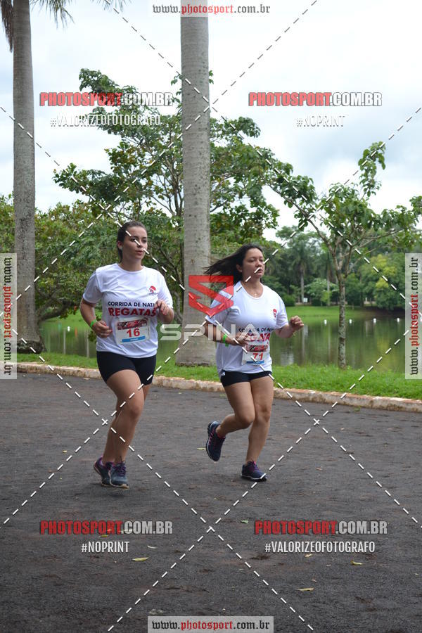 Buy your photos of the eventCorrida de Natal do Clube de Regatas on Fotop