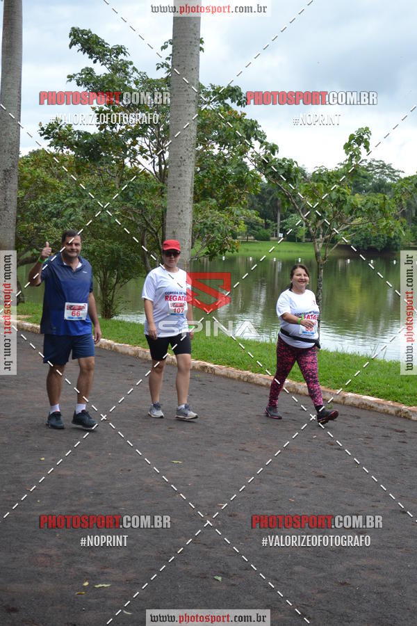 Buy your photos of the eventCorrida de Natal do Clube de Regatas on Fotop