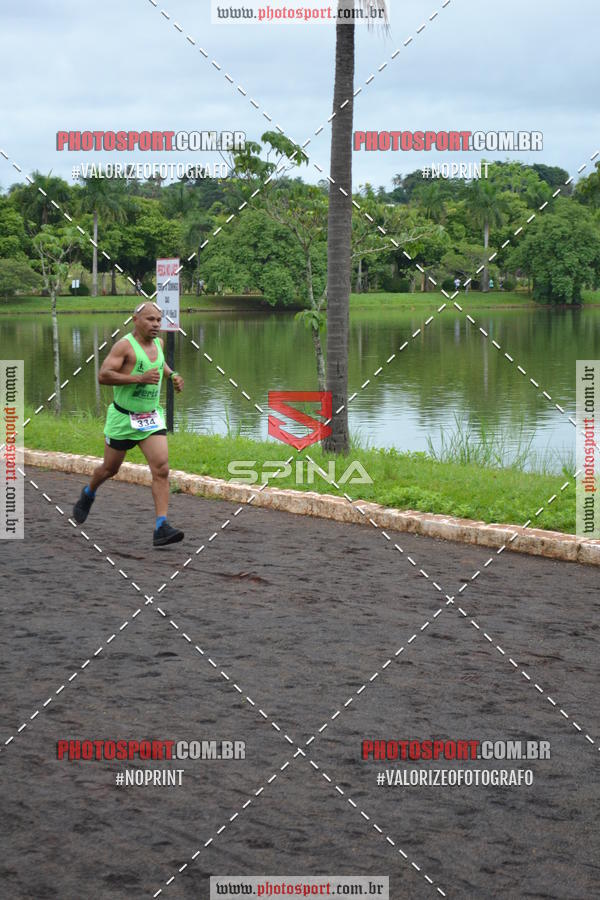 Buy your photos of the eventCorrida de Natal do Clube de Regatas on Fotop