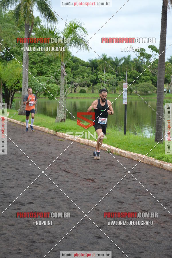 Buy your photos of the eventCorrida de Natal do Clube de Regatas on Fotop