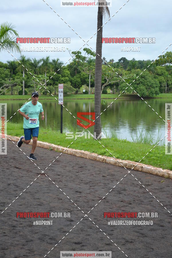 Buy your photos of the eventCorrida de Natal do Clube de Regatas on Fotop