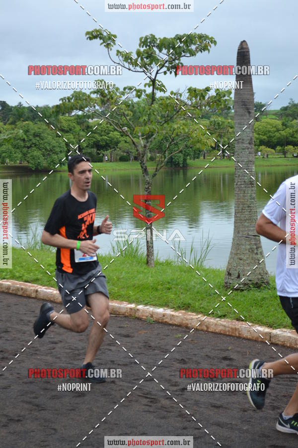 Buy your photos of the eventCorrida de Natal do Clube de Regatas on Fotop