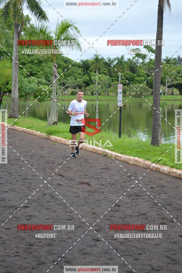 Buy your photos of the eventCorrida de Natal do Clube de Regatas on Fotop