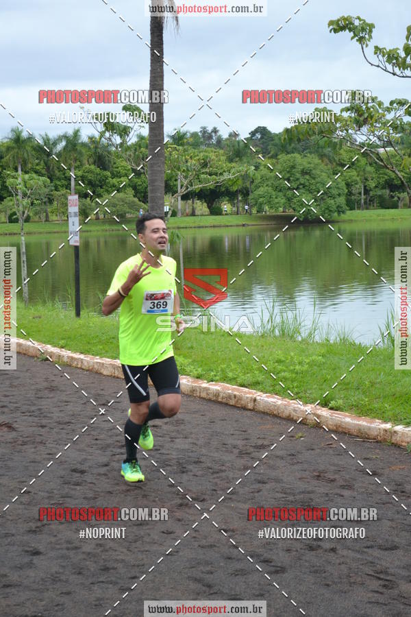 Buy your photos of the eventCorrida de Natal do Clube de Regatas on Fotop
