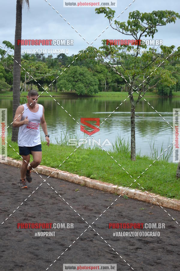 Buy your photos of the eventCorrida de Natal do Clube de Regatas on Fotop