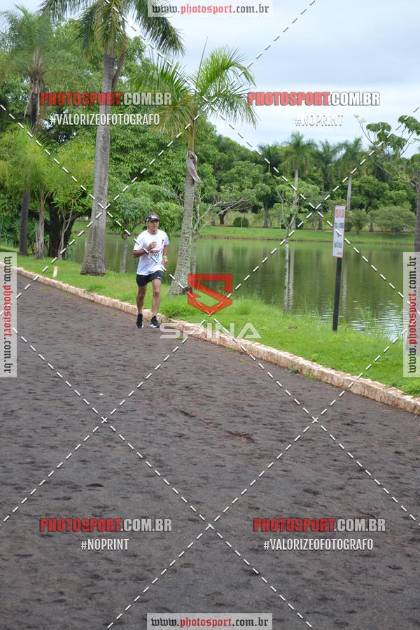 Buy your photos of the eventCorrida de Natal do Clube de Regatas on Fotop