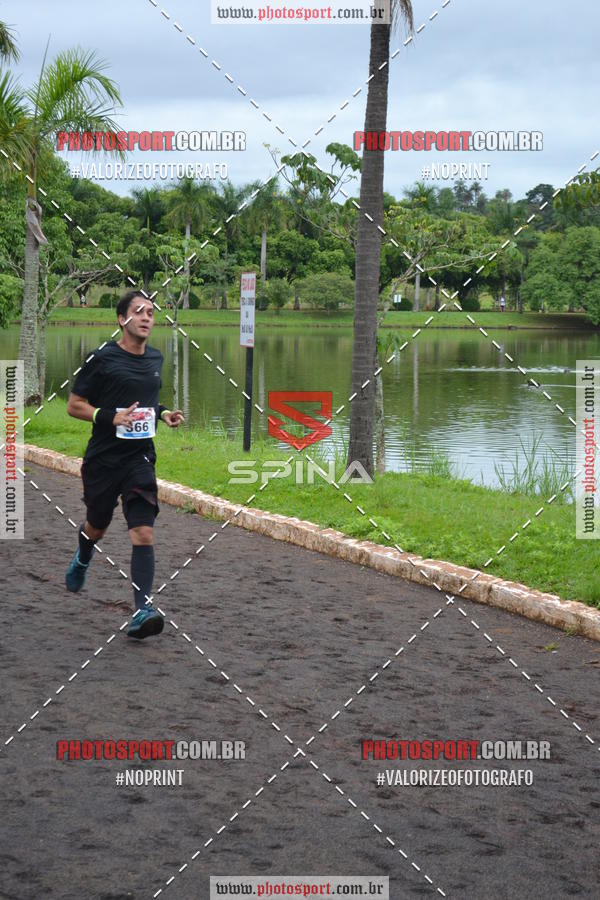 Buy your photos of the eventCorrida de Natal do Clube de Regatas on Fotop