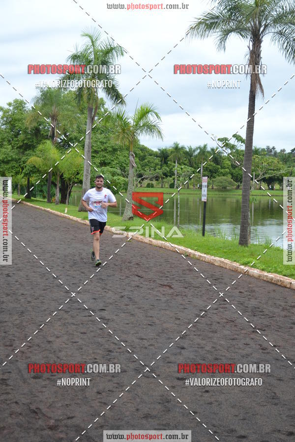 Buy your photos of the eventCorrida de Natal do Clube de Regatas on Fotop
