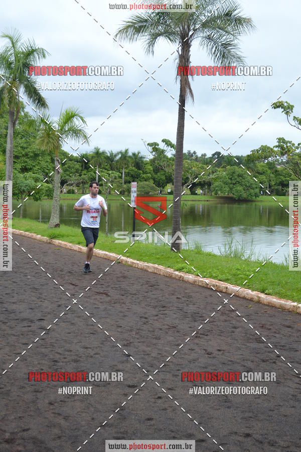 Buy your photos of the eventCorrida de Natal do Clube de Regatas on Fotop