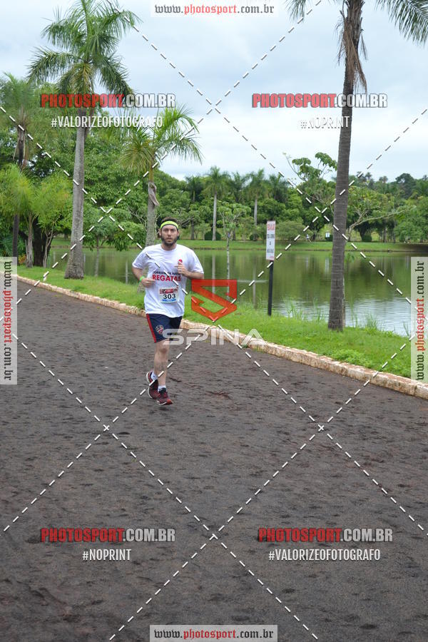 Buy your photos of the eventCorrida de Natal do Clube de Regatas on Fotop