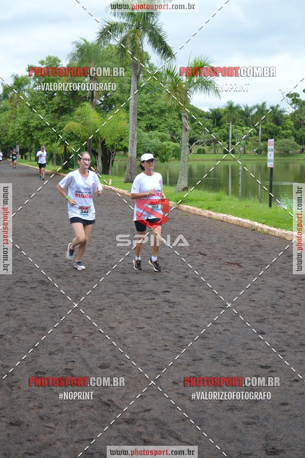 Buy your photos of the eventCorrida de Natal do Clube de Regatas on Fotop