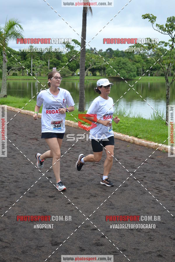 Buy your photos of the eventCorrida de Natal do Clube de Regatas on Fotop