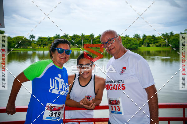 Buy your photos of the eventCorrida de Natal do Clube de Regatas on Fotop