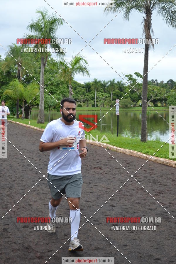 Buy your photos of the eventCorrida de Natal do Clube de Regatas on Fotop