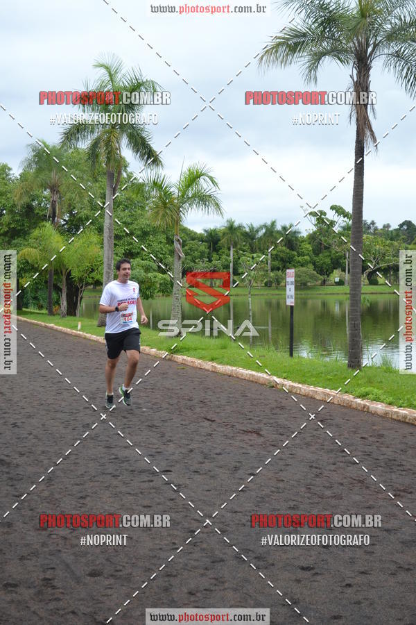 Buy your photos of the eventCorrida de Natal do Clube de Regatas on Fotop