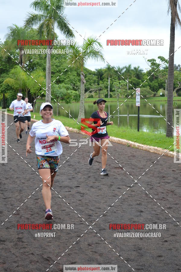 Buy your photos of the eventCorrida de Natal do Clube de Regatas on Fotop
