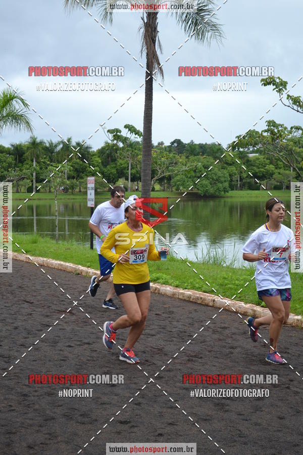 Buy your photos of the eventCorrida de Natal do Clube de Regatas on Fotop