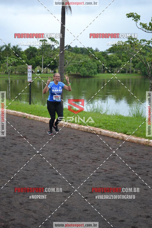 Buy your photos of the eventCorrida de Natal do Clube de Regatas on Fotop