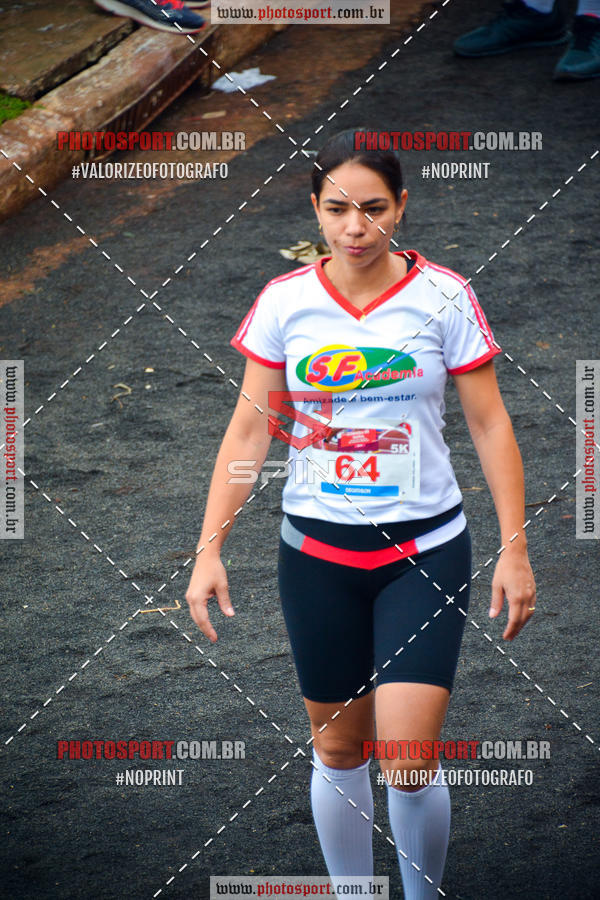 Buy your photos of the eventCorrida de Natal do Clube de Regatas on Fotop