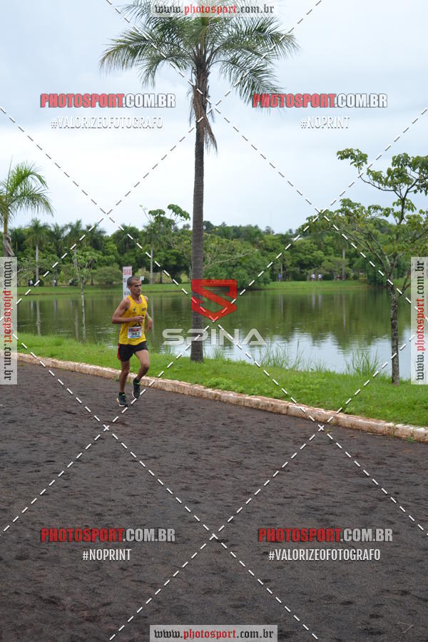 Buy your photos of the eventCorrida de Natal do Clube de Regatas on Fotop