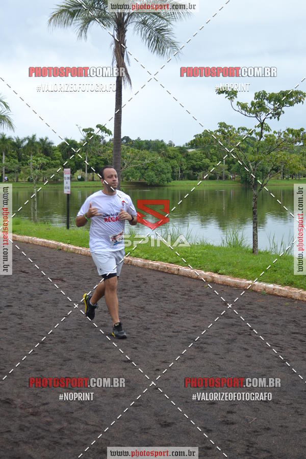 Buy your photos of the eventCorrida de Natal do Clube de Regatas on Fotop