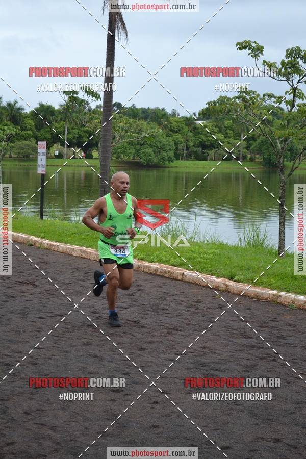 Buy your photos of the eventCorrida de Natal do Clube de Regatas on Fotop