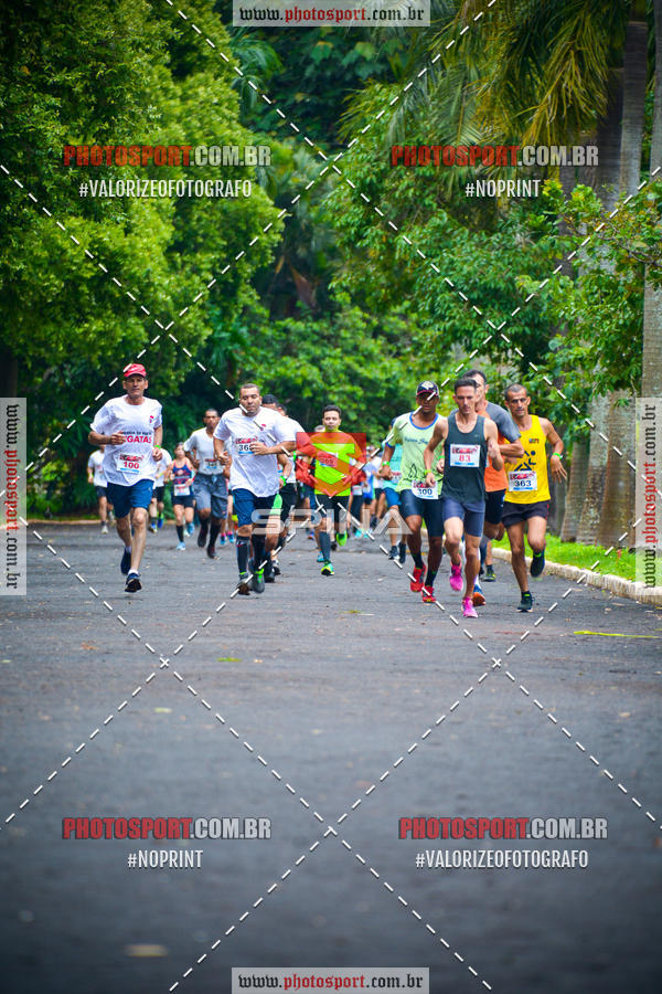 Buy your photos of the eventCorrida de Natal do Clube de Regatas on Fotop