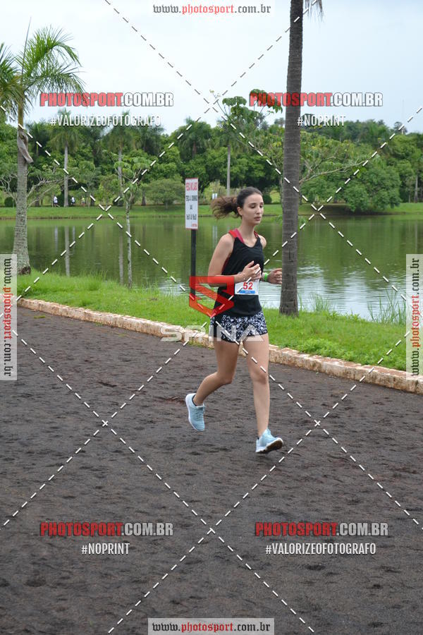Buy your photos of the eventCorrida de Natal do Clube de Regatas on Fotop