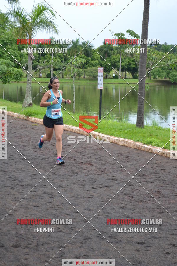 Buy your photos of the eventCorrida de Natal do Clube de Regatas on Fotop