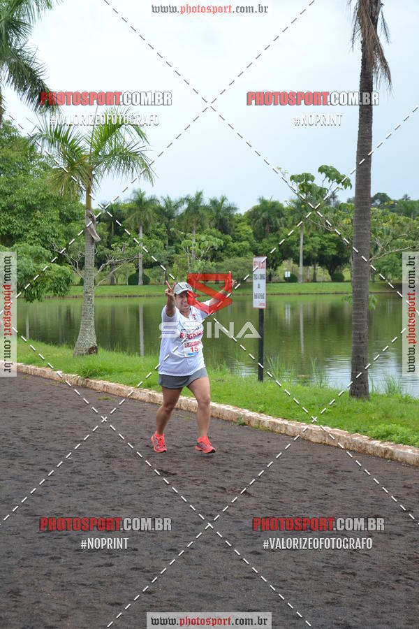 Buy your photos of the eventCorrida de Natal do Clube de Regatas on Fotop