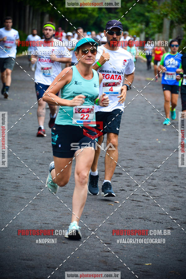 Buy your photos of the eventCorrida de Natal do Clube de Regatas on Fotop