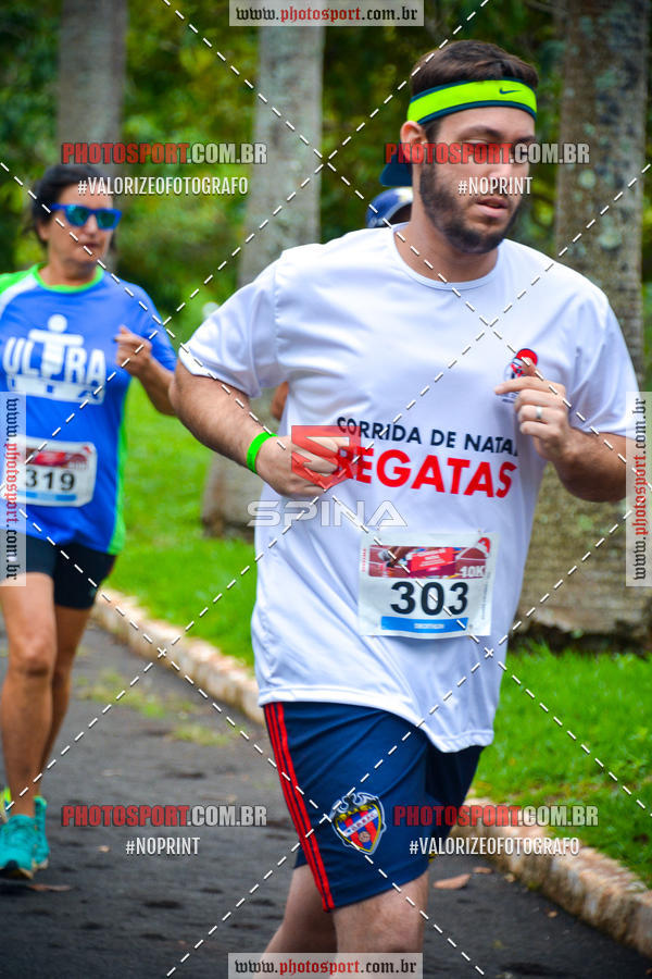Buy your photos of the eventCorrida de Natal do Clube de Regatas on Fotop