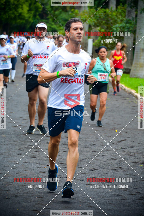 Buy your photos of the eventCorrida de Natal do Clube de Regatas on Fotop
