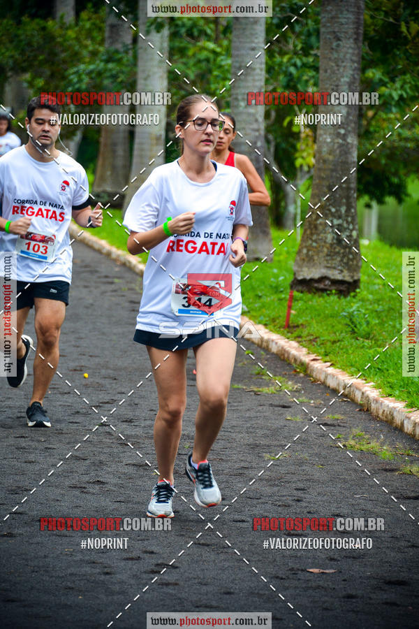 Buy your photos of the eventCorrida de Natal do Clube de Regatas on Fotop