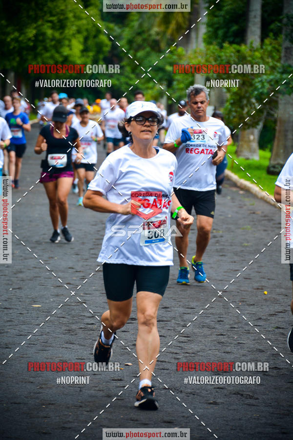 Buy your photos of the eventCorrida de Natal do Clube de Regatas on Fotop