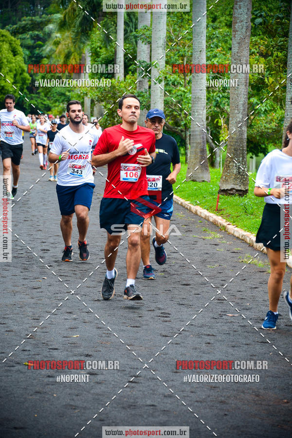 Buy your photos of the eventCorrida de Natal do Clube de Regatas on Fotop