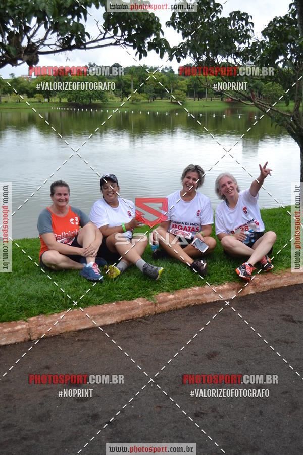 Buy your photos of the eventCorrida de Natal do Clube de Regatas on Fotop