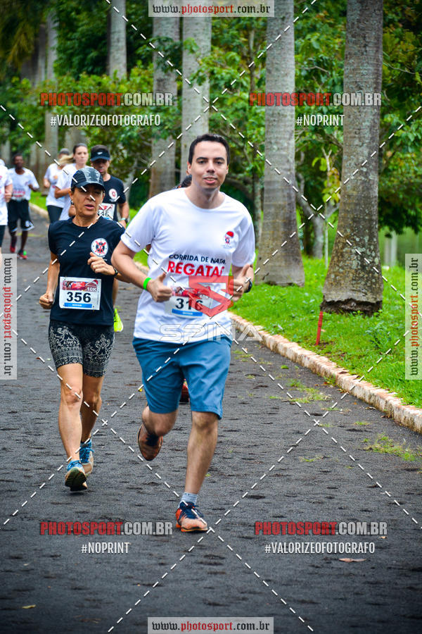 Buy your photos of the eventCorrida de Natal do Clube de Regatas on Fotop