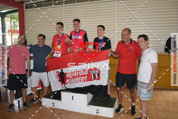 Buy your photos of the eventCorrida de Natal do Clube de Regatas on Fotop