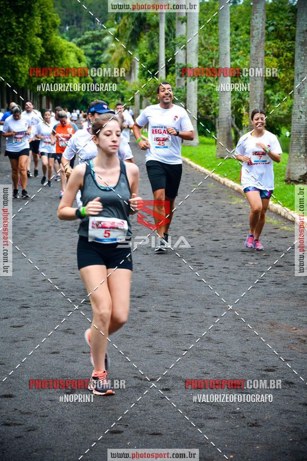 Buy your photos of the eventCorrida de Natal do Clube de Regatas on Fotop