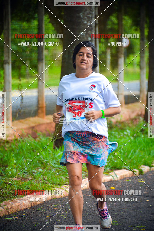 Buy your photos of the eventCorrida de Natal do Clube de Regatas on Fotop