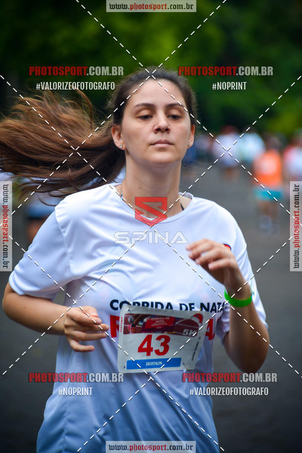 Buy your photos of the eventCorrida de Natal do Clube de Regatas on Fotop