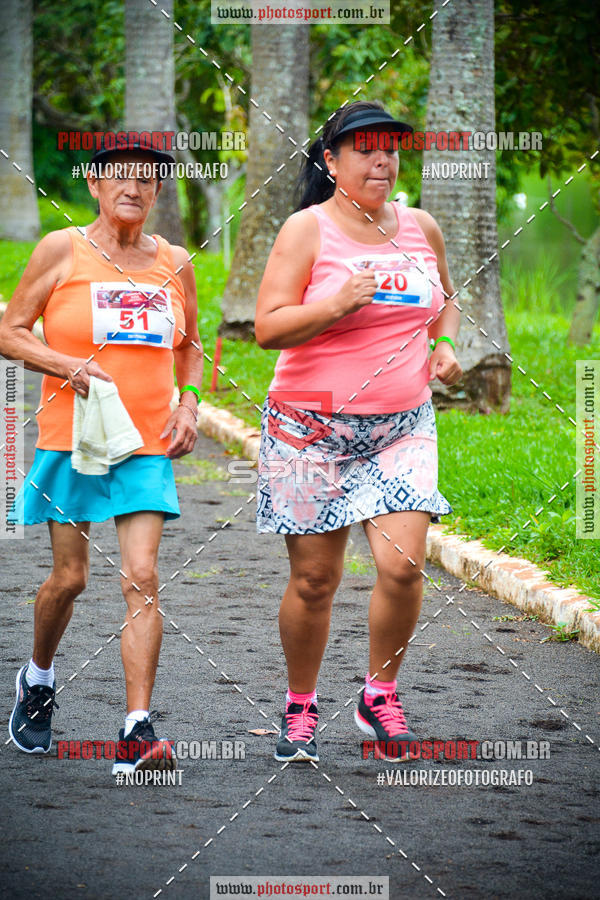 Buy your photos of the eventCorrida de Natal do Clube de Regatas on Fotop